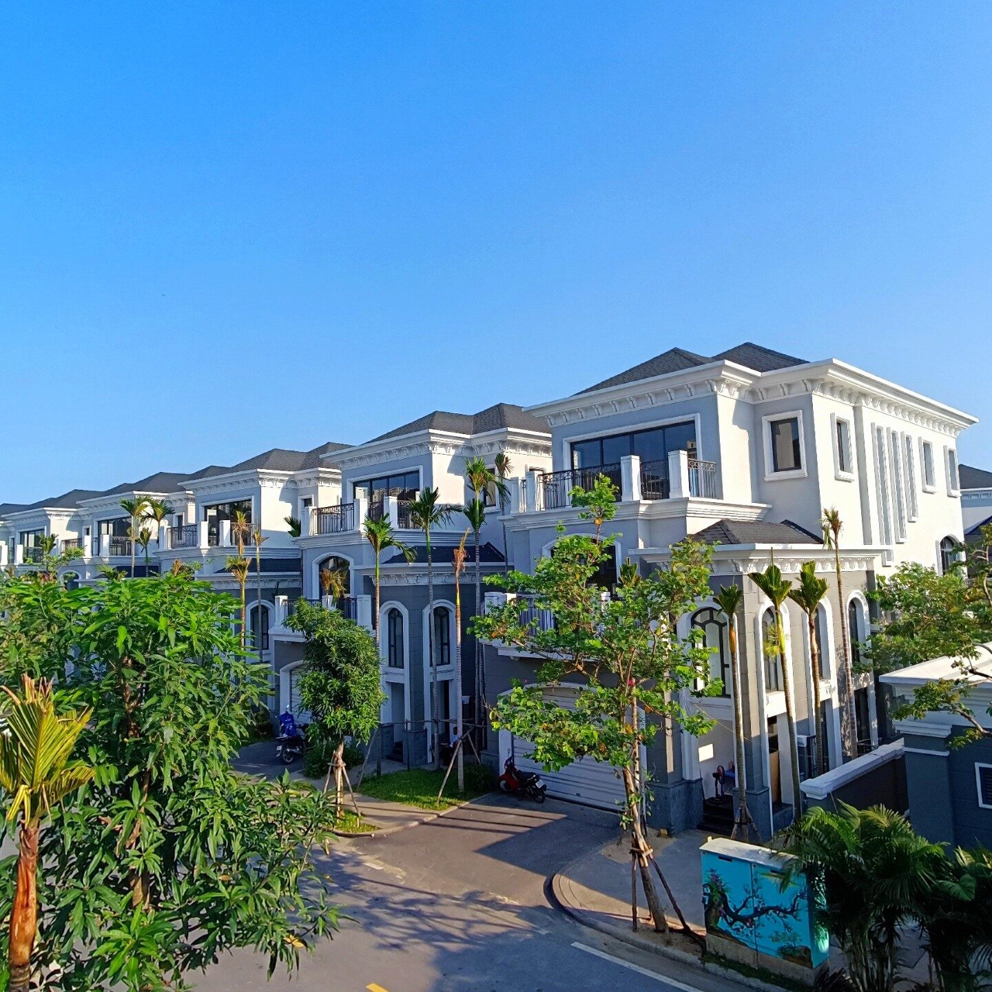 Hình ảnh thực tế Grand BayHaj Long Villas