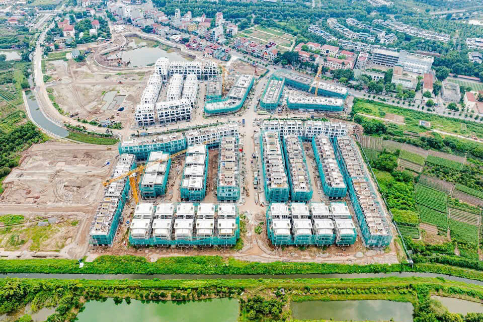 Tiến độ Vaquarius Văn Giang Tháng 11/2025