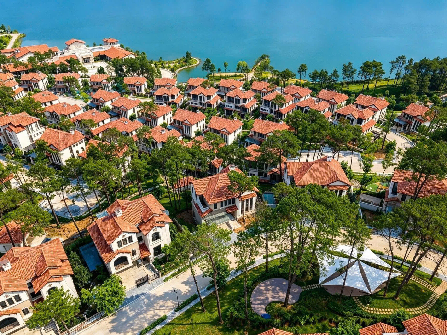 Hình ảnh thực tế khu biệt thự Valley Park tại Thanh Xuân Valley tháng 10/2026