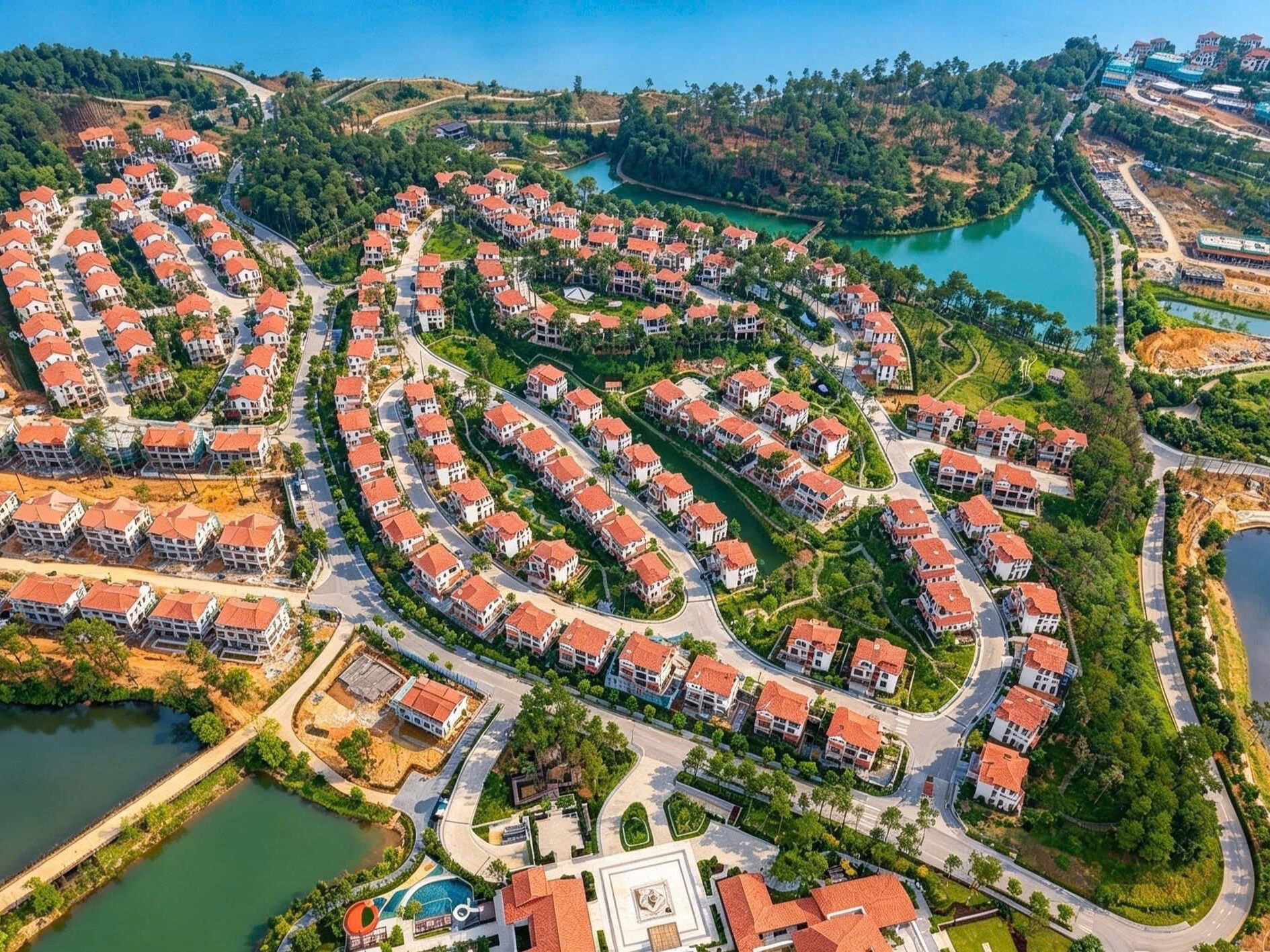 Hình ảnh thực tế khu biệt thự Valley Park tại Thanh Xuân Valley tháng 10/2026