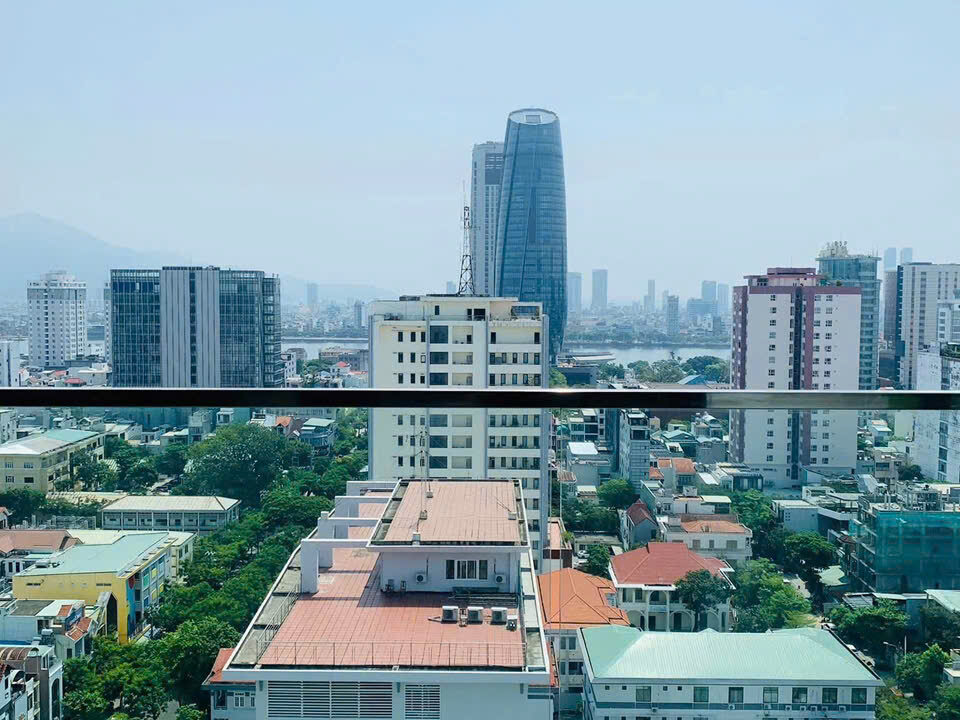 Góc view Sông Hàn từ căn hộ Centre Point Đà Nẵng
