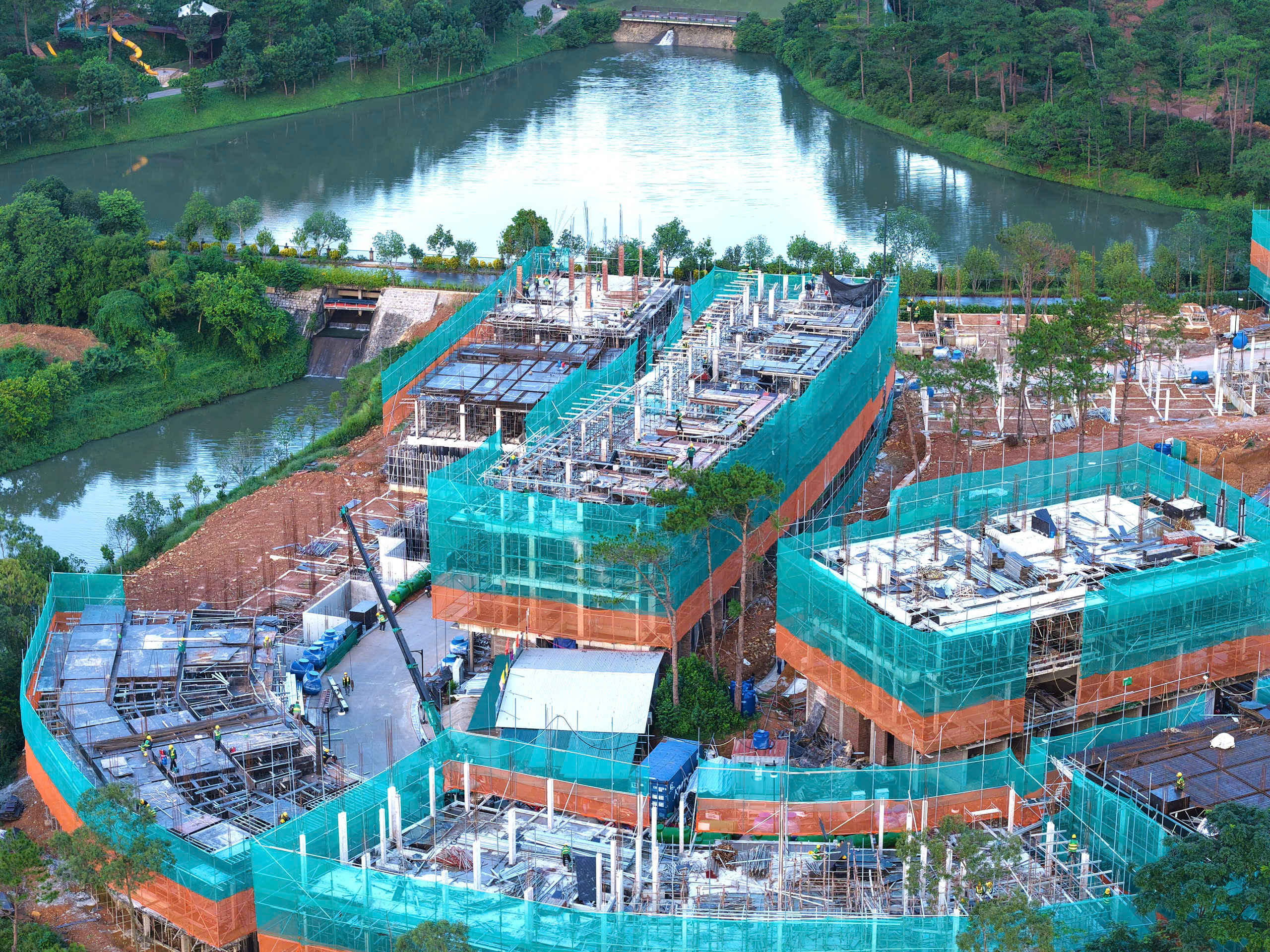 Tiến độ dự án liền kề biệt thự khu Spring tại Thanh Xuân Valley tháng 10/2026