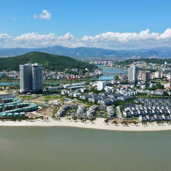 Khu biệt thự Grand Bay Villas Hạ Long Bim Group 2026